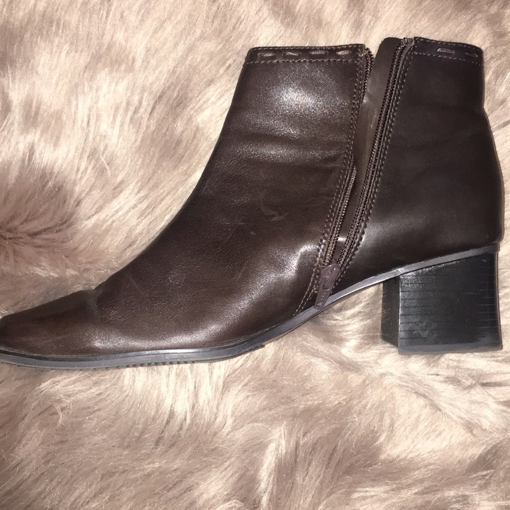 CROFT & BARROW 10 NWOT BROWN BOOT 👢 WITH STITCH - Picture 4 of 6